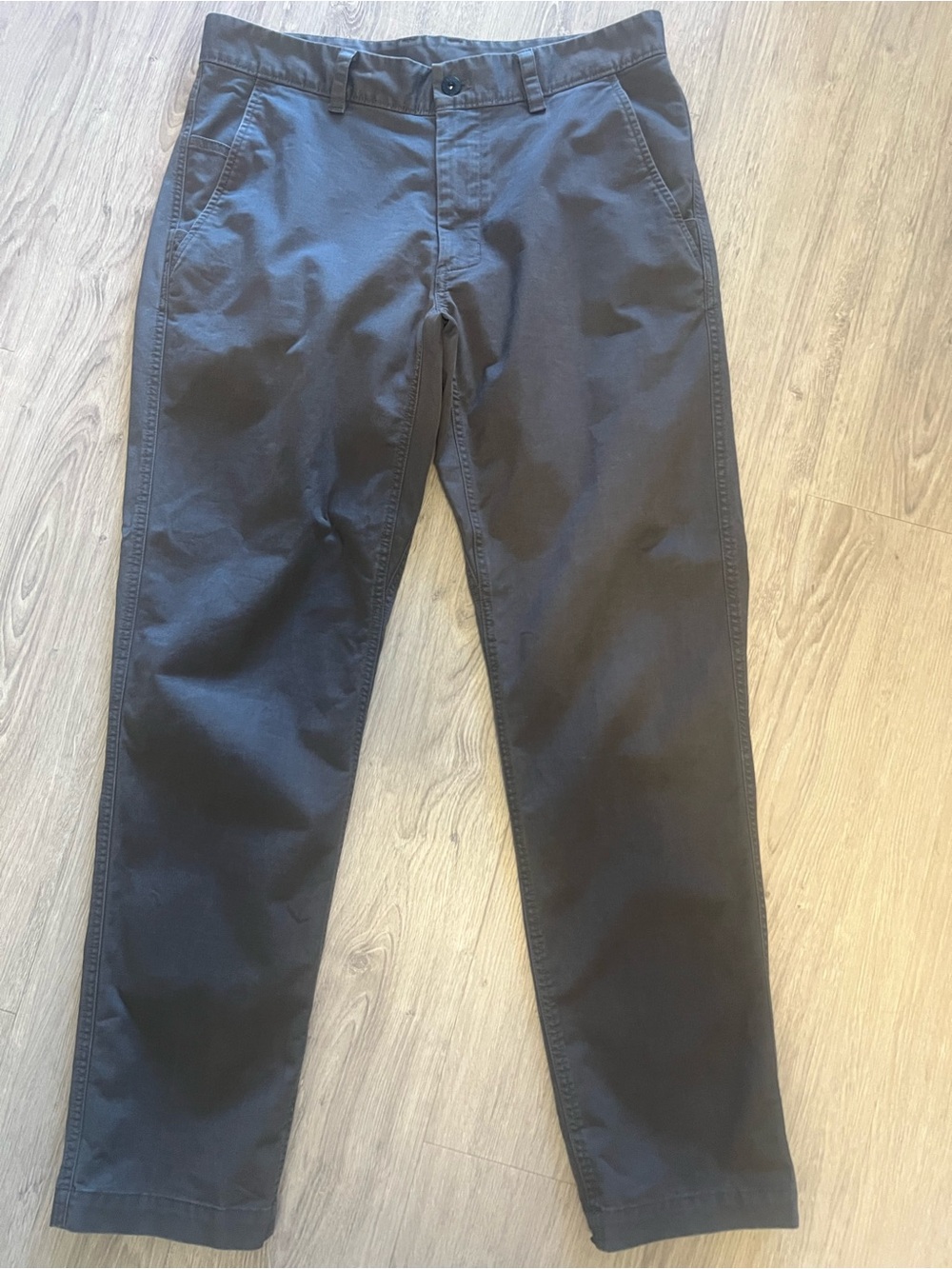 The North Face Men's Dark Grey Chinos